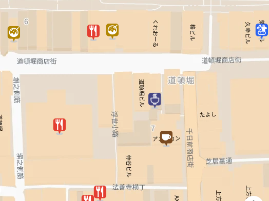 OSAKA MINAMI MAPの画面。道頓堀・法善寺横丁エリアにお店のピンがぎっしり並んでいる